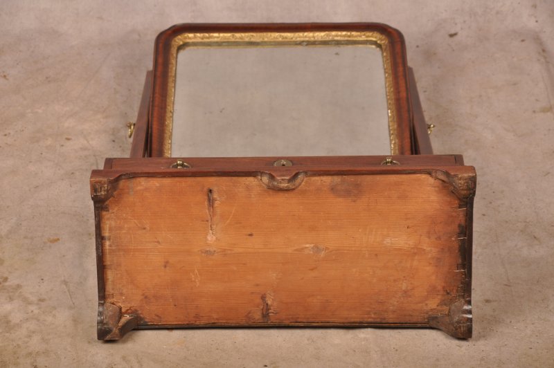 18th Century Mahogany Toilet Mirror - Image 8