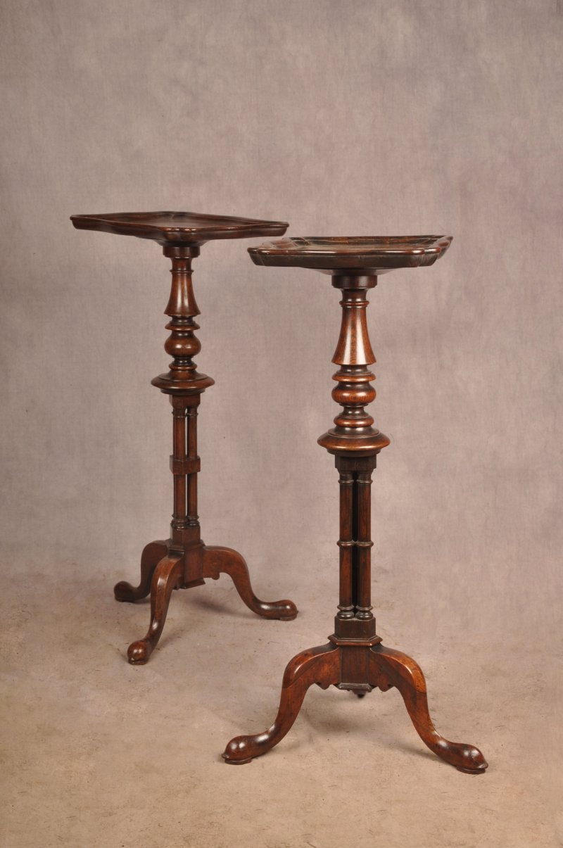 Exceptional Pair Of Gillows Rosewood Stands. - Image 3