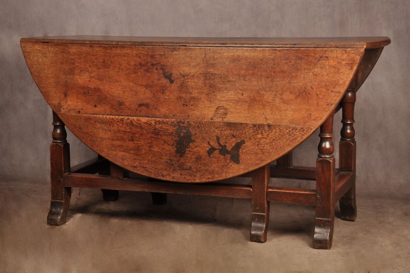 Large 18th Century Oak Gateleg Table - Image 5