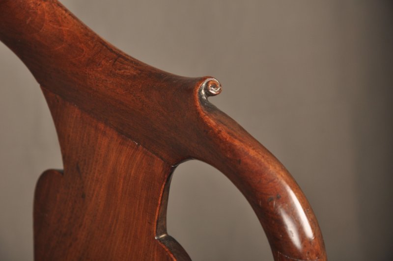 A Fine Pair Of George I Mahogany Side Chairs - Image 5