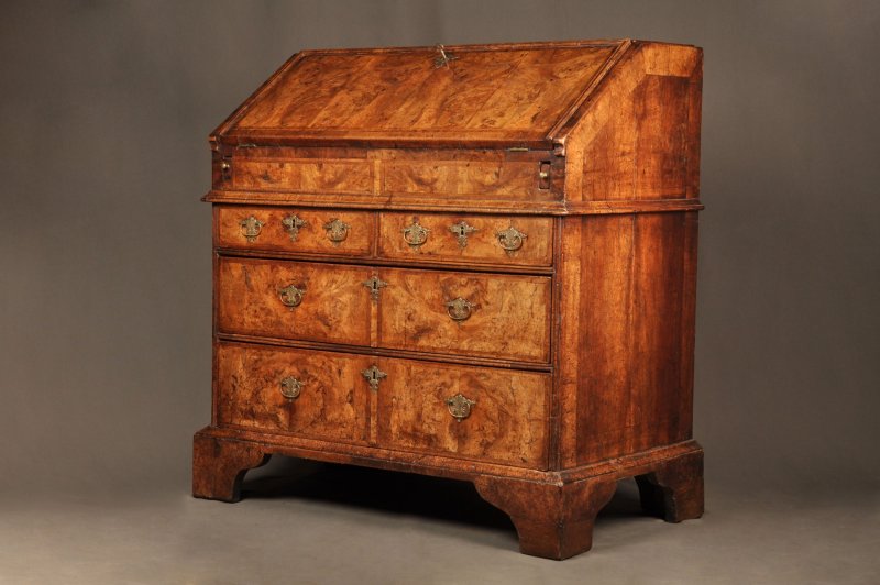 Rare Queen Anne Burr Walnut Bureau - Image 2