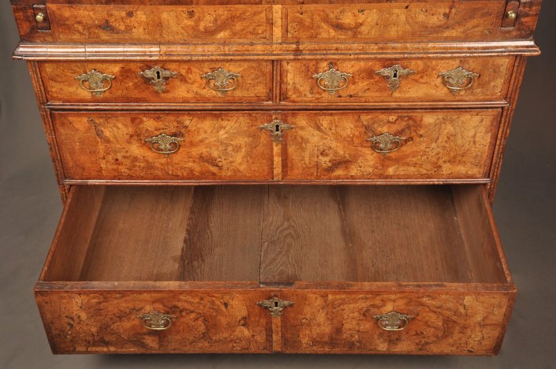 Rare Queen Anne Burr Walnut Bureau - Image 5