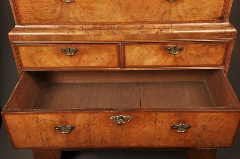 Rare Queen Anne Walnut Chest On Chest - Image 8