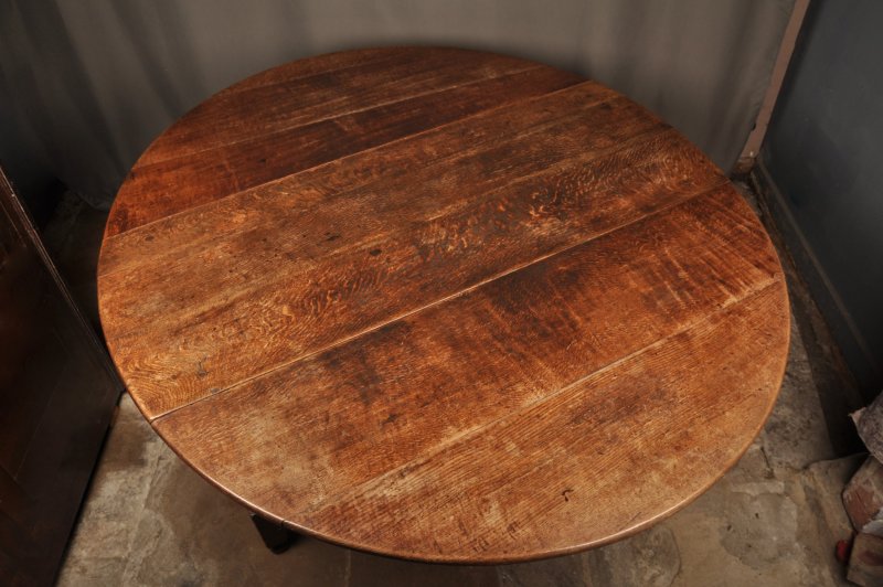 Large 17th Century Oak Gateleg Table - Image 6