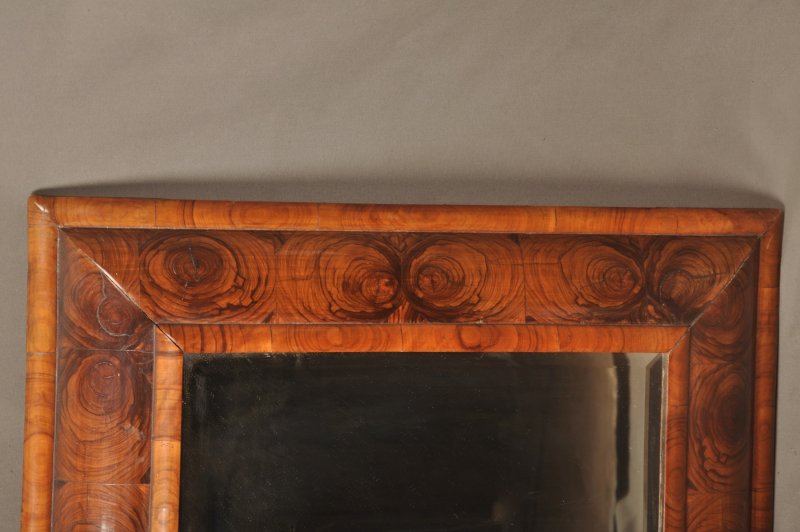 A Rare 17th Century Olive Wood Oyster Mirror - Image 4