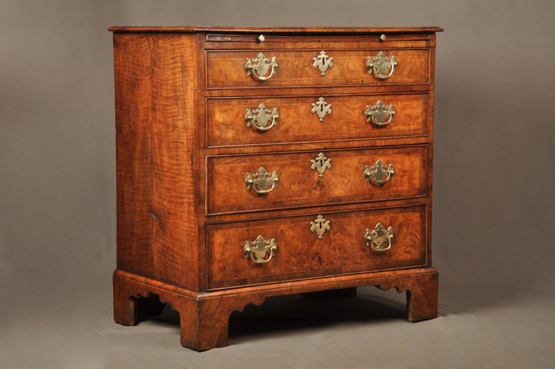 A Fine Early George II Walnut Chest Of Drawers Of Small Proportions - Image 2