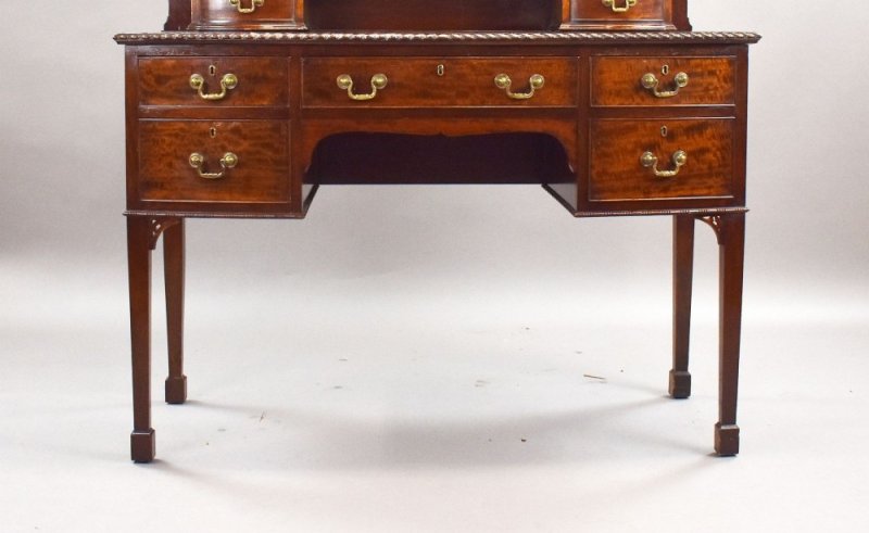 Edwardian Mahogany Dressing Table - Image 3