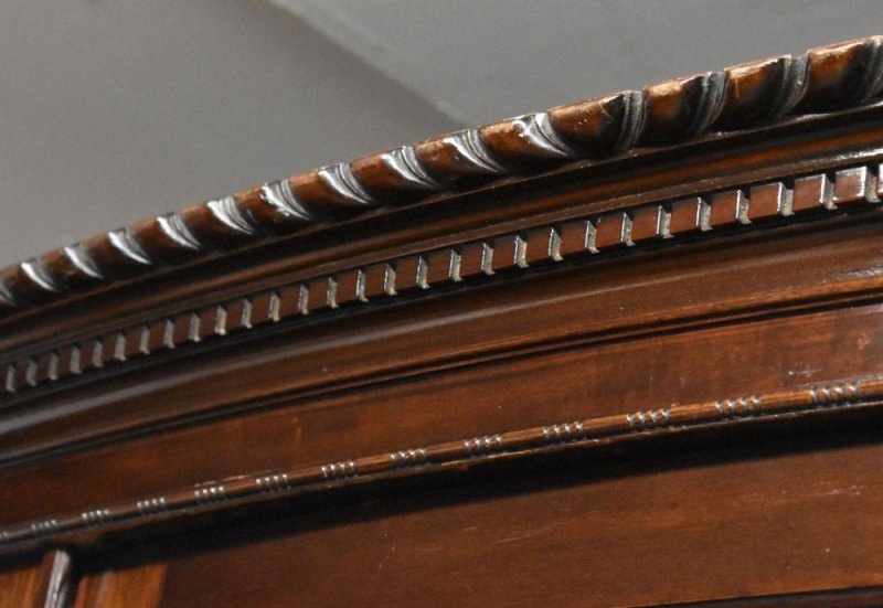 Edwardian Flame Mahogany Bow Front Wardrobe - Image 9