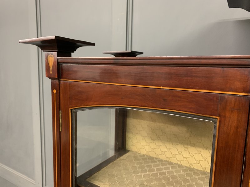 Arts and Crafts Inlaid Mahogany Display Cabinet - Image 3