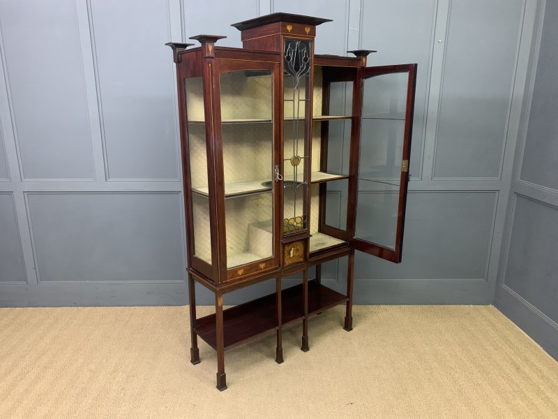 Arts and Crafts Inlaid Mahogany Display Cabinet - Image 18