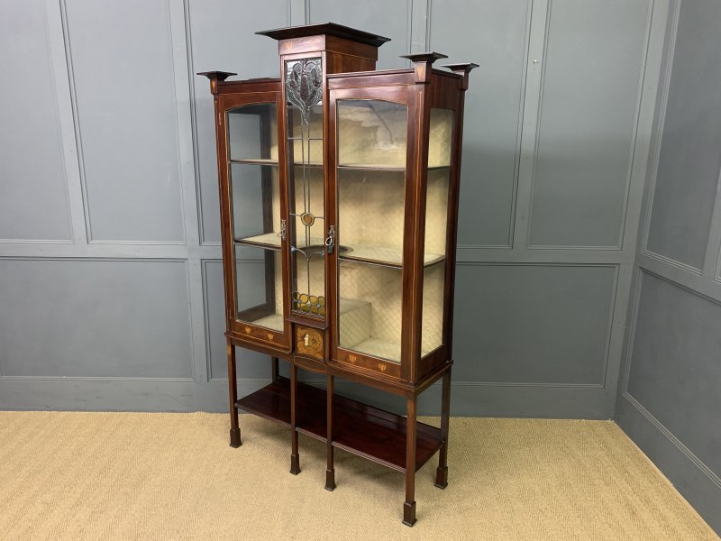 Arts and Crafts Inlaid Mahogany Display Cabinet - Image 9