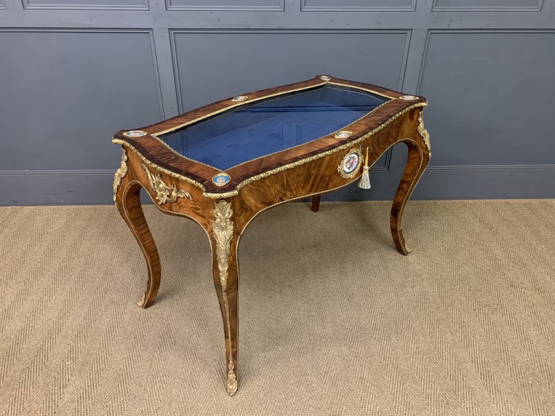 Fine 19th Century Bijouterie Table