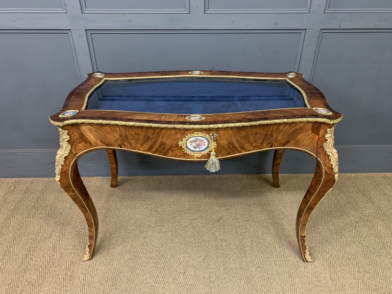 Fine 19th Century Bijouterie Table - Image 12