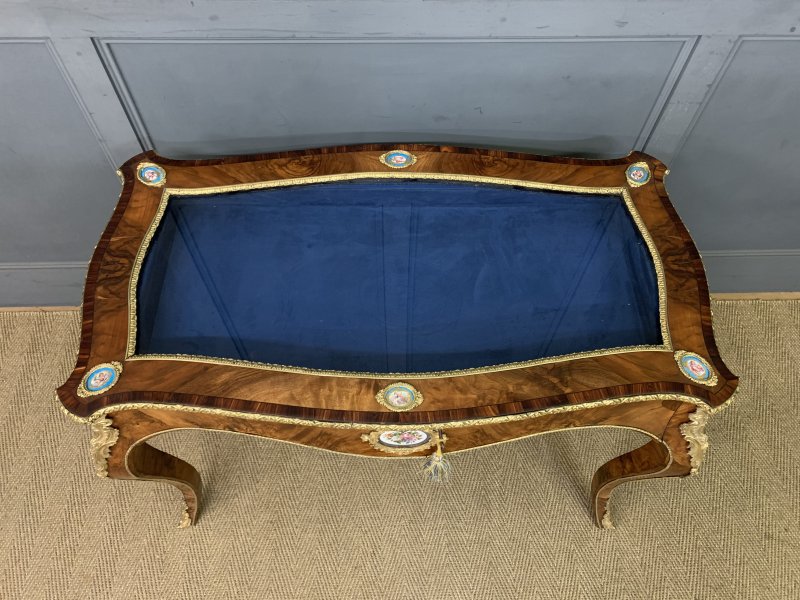 Fine 19th Century Bijouterie Table - Image 18