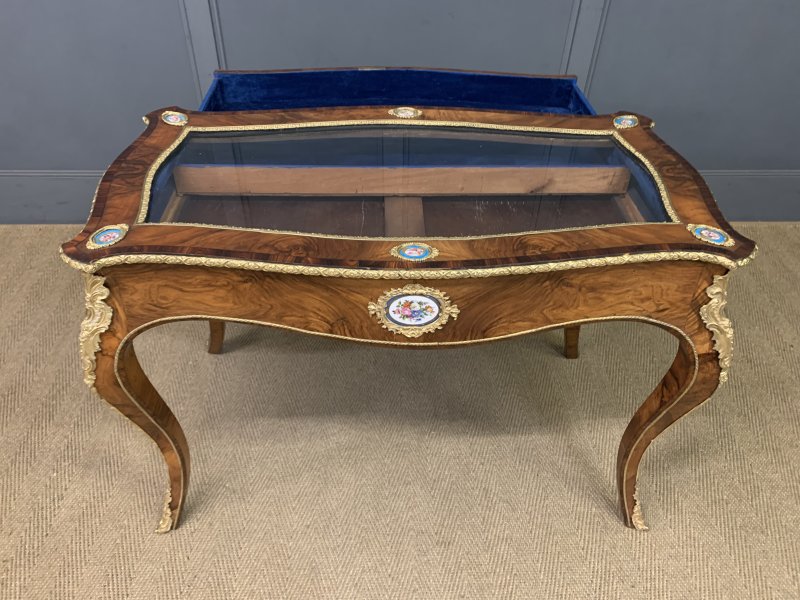 Fine 19th Century Bijouterie Table - Image 5