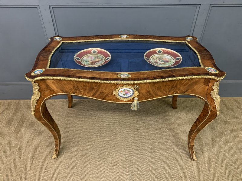 Fine 19th Century Bijouterie Table - Image 13