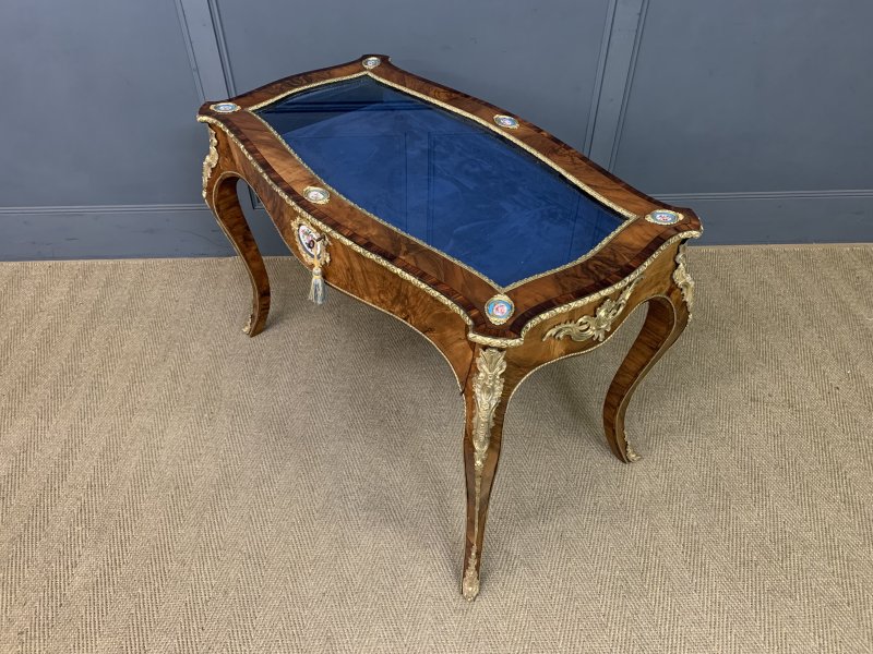 Fine 19th Century Bijouterie Table - Image 16