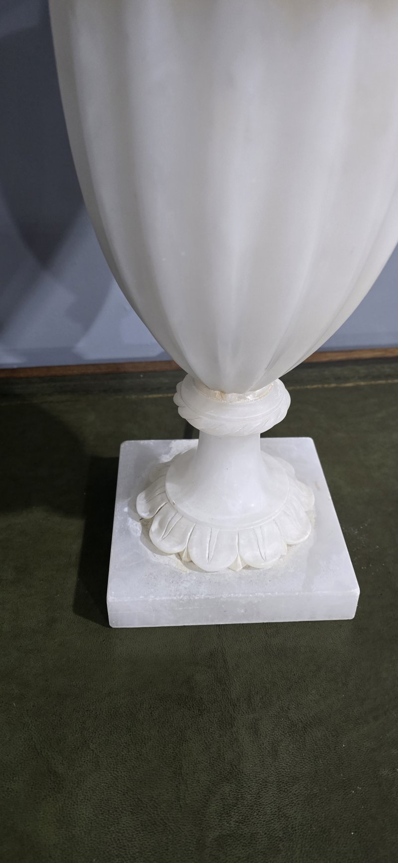 Large Alabaster Table Lamp - Image 5