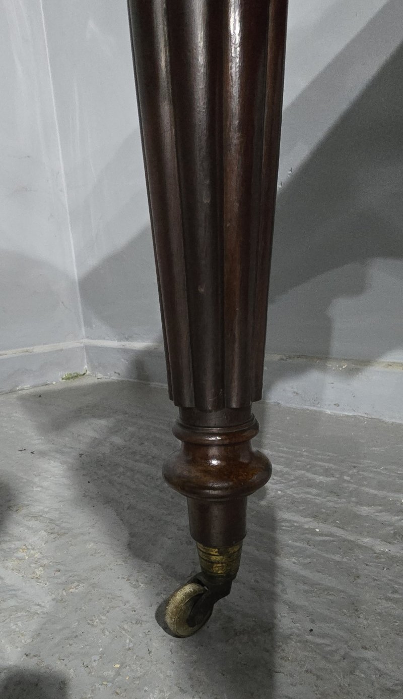 Gillows Victorian Mahogany Writing Desk - Image 6