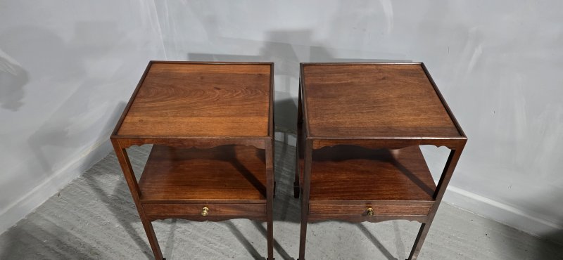 Pair Regency Mahogany Bedside Lamp Tables - Image 7
