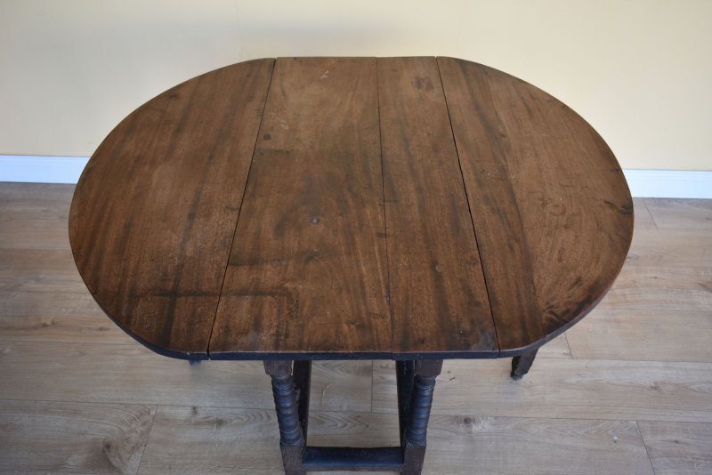 18th Century Oak Gateleg Table - Image 4