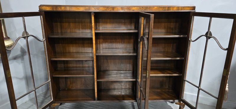 Top Quality Walnut Bookcase - Image 3