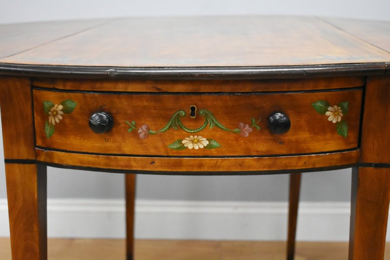20th Century Edwardian Mahogany Hand Painted Satinwood Pembroke Table - Image 11