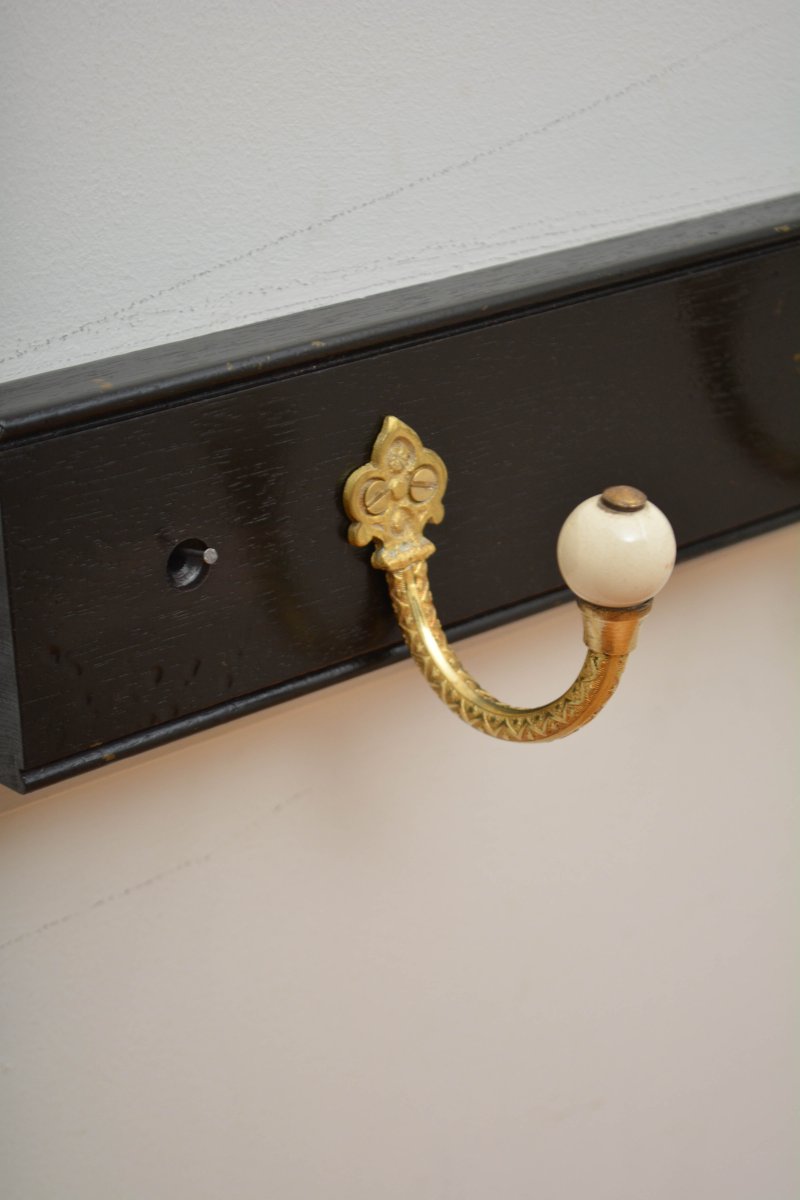 Victorian Brass And Mahogany Coat Rack Coat Hooks - Image 3