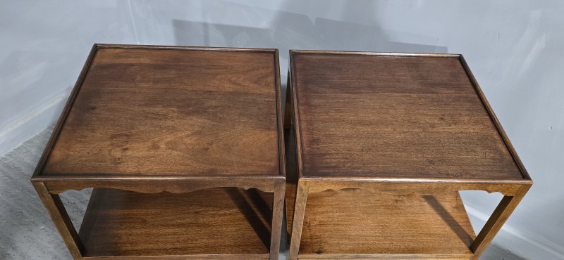 Good Pair Georgian Mahogany Night Lamp Tables - Image 8