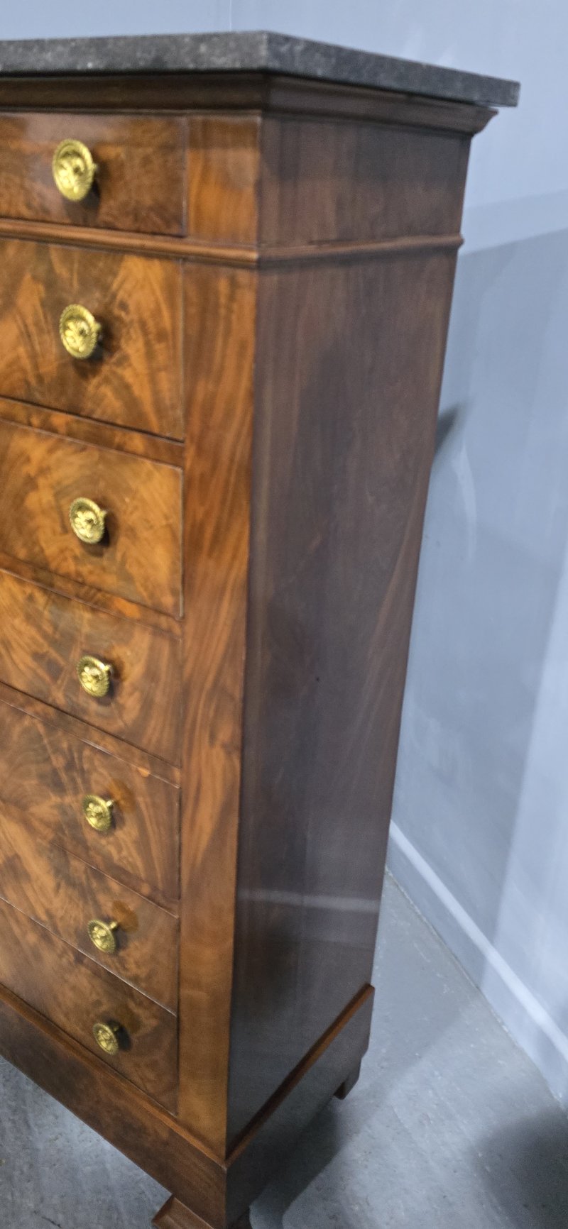 Super French Tall Chest of Mahogany Drawers - Image 9