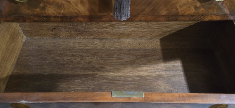 Super French Tall Chest of Mahogany Drawers - Image 12