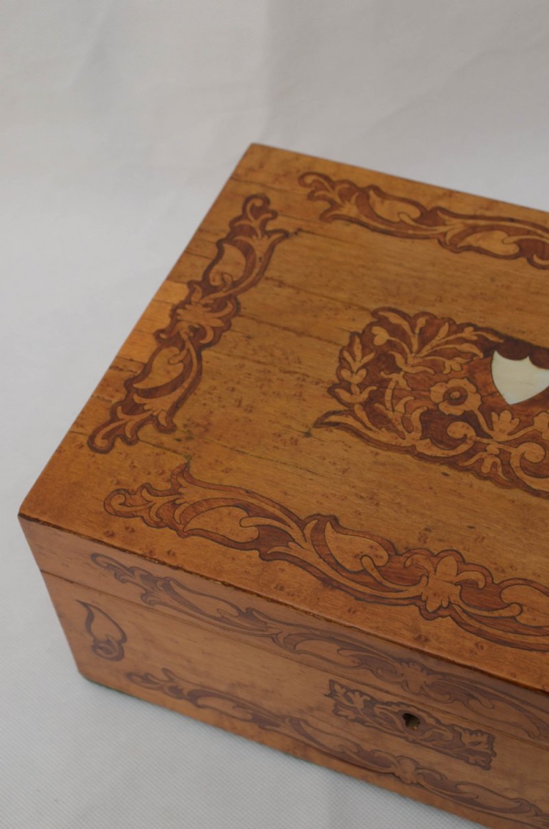 Victorian Bird's-eye Maple Jewellery Box With Tray - Image 5
