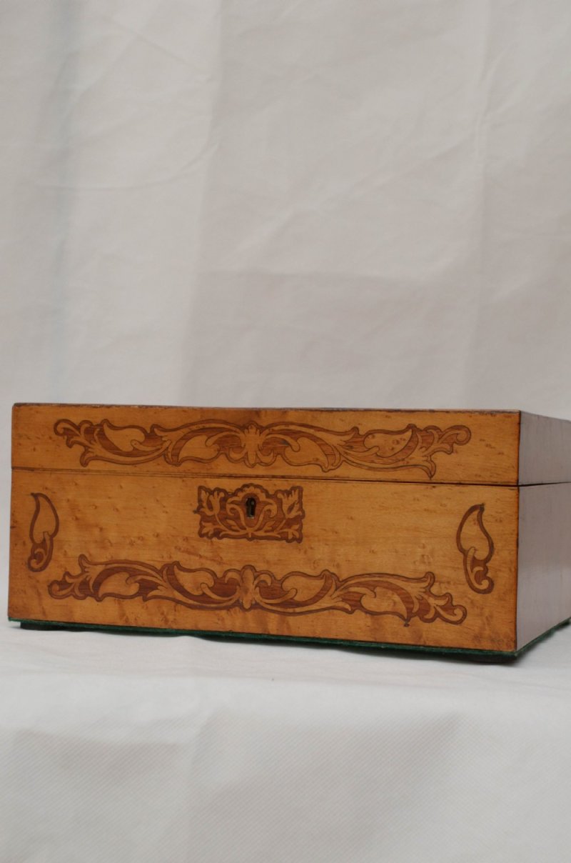 Victorian Bird's-eye Maple Jewellery Box With Tray - Image 8