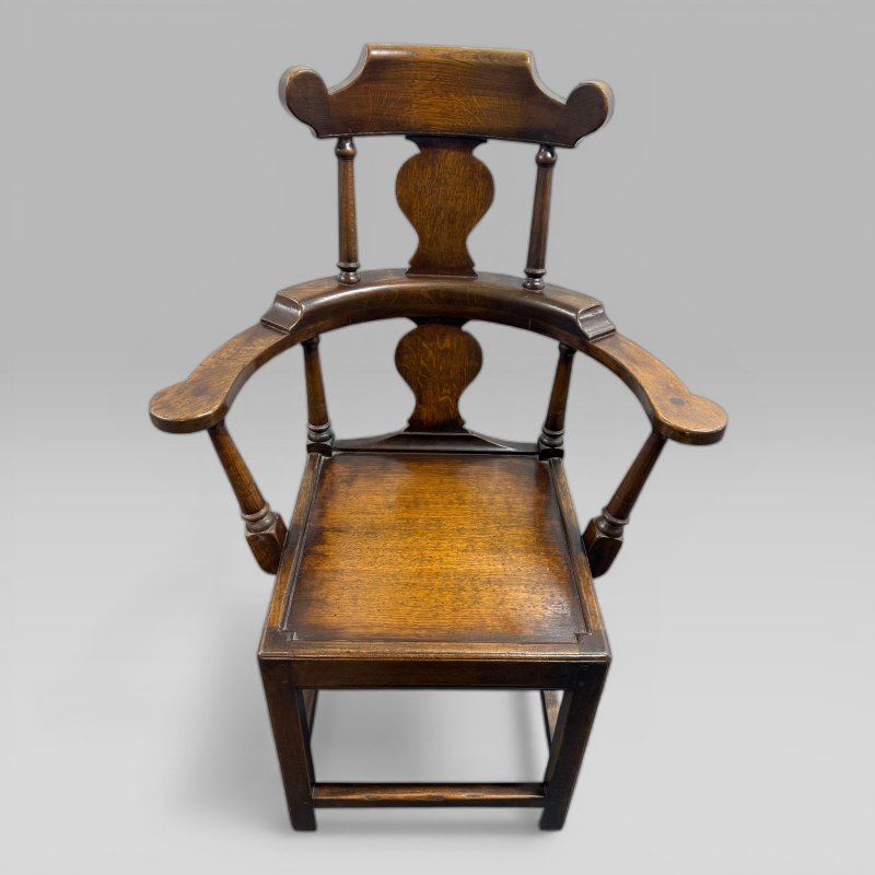 Late 20th Century Oak Wainscot Armchair in the 17th Century William & Mary Style - Image 2