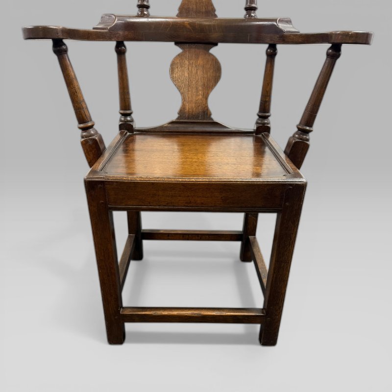 Late 20th Century Oak Wainscot Armchair in the 17th Century William & Mary Style - Image 7