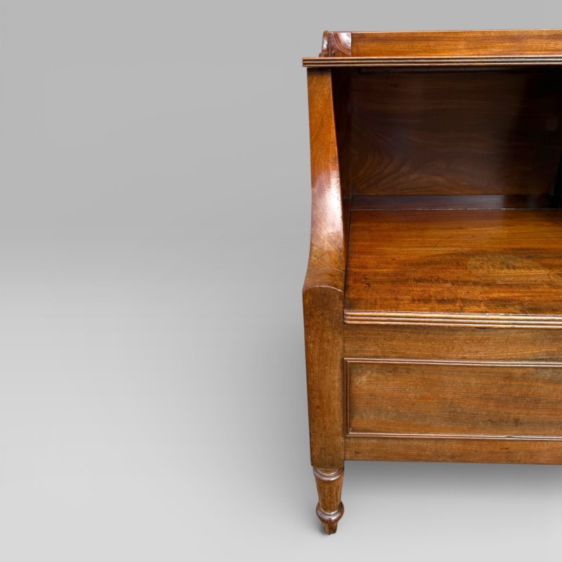 Antique Georgian Gillows Mahogany Bedside Table Cabinet | Pot Cupboard - Image 8