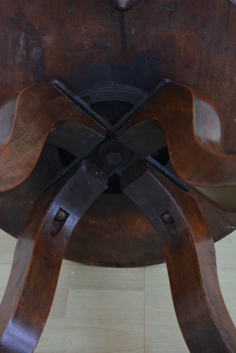 Aesthetic Movement Walnut Swivelling Office Chair - Image 13