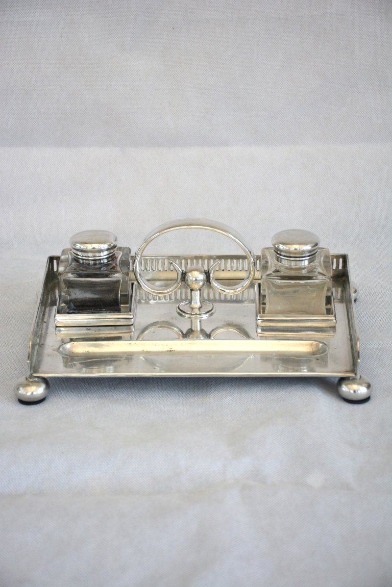 Walker And Hall Silver Plated Ink Stand Desk Stand - Image 10