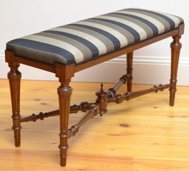 English Victorian Walnut Window Seat Duet Stool - Image 4