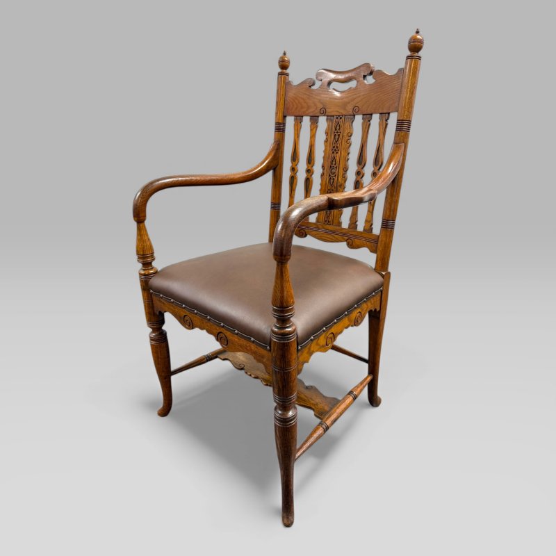Gillows Victorian Carved Golden Oak Desk Chair attributed to Bruce James Talbert - Image 3