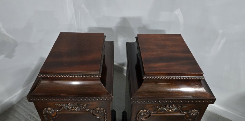 Super Pair Regency Mahogany Side Cabinets - Image 3