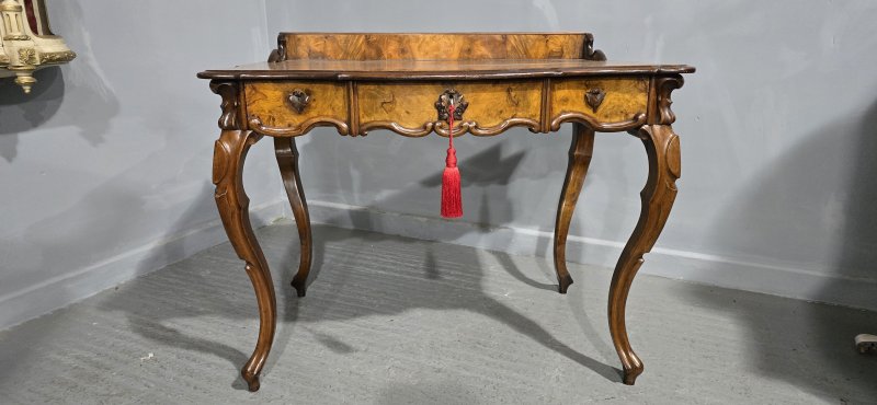 Superb Burr Walnut Dressing Side Table - Image 5