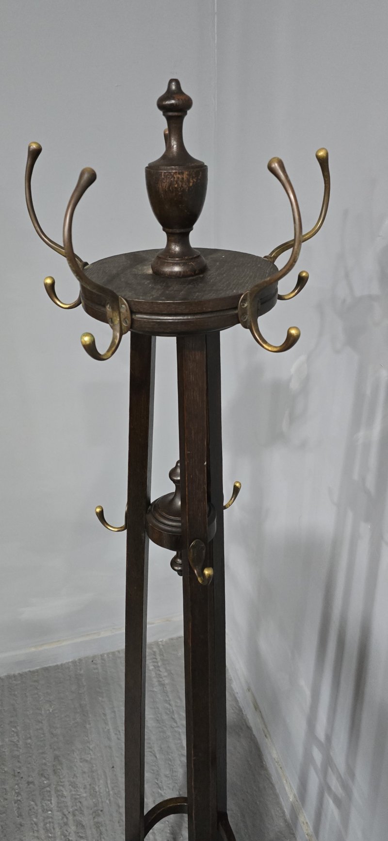 Good Arts and Crafts Coat Stand - Image 6