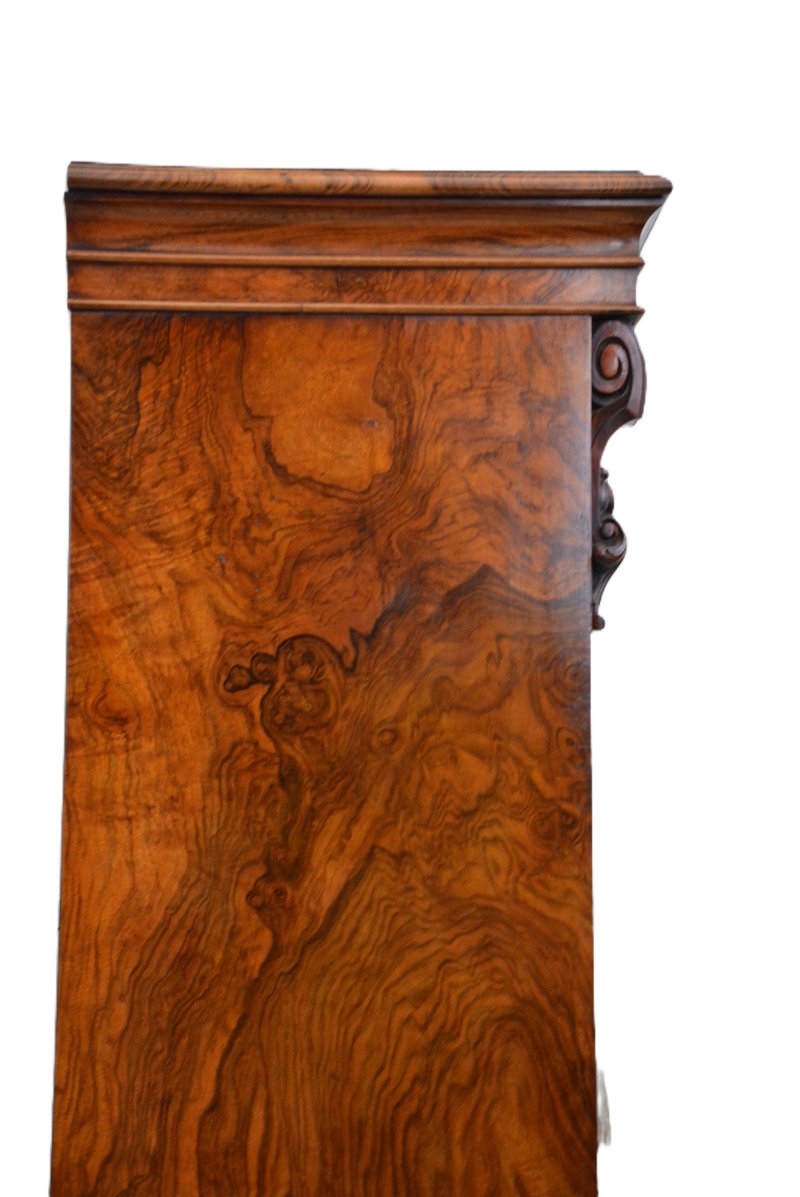 English Victorian Bookcase In Figured Walnut - Image 16