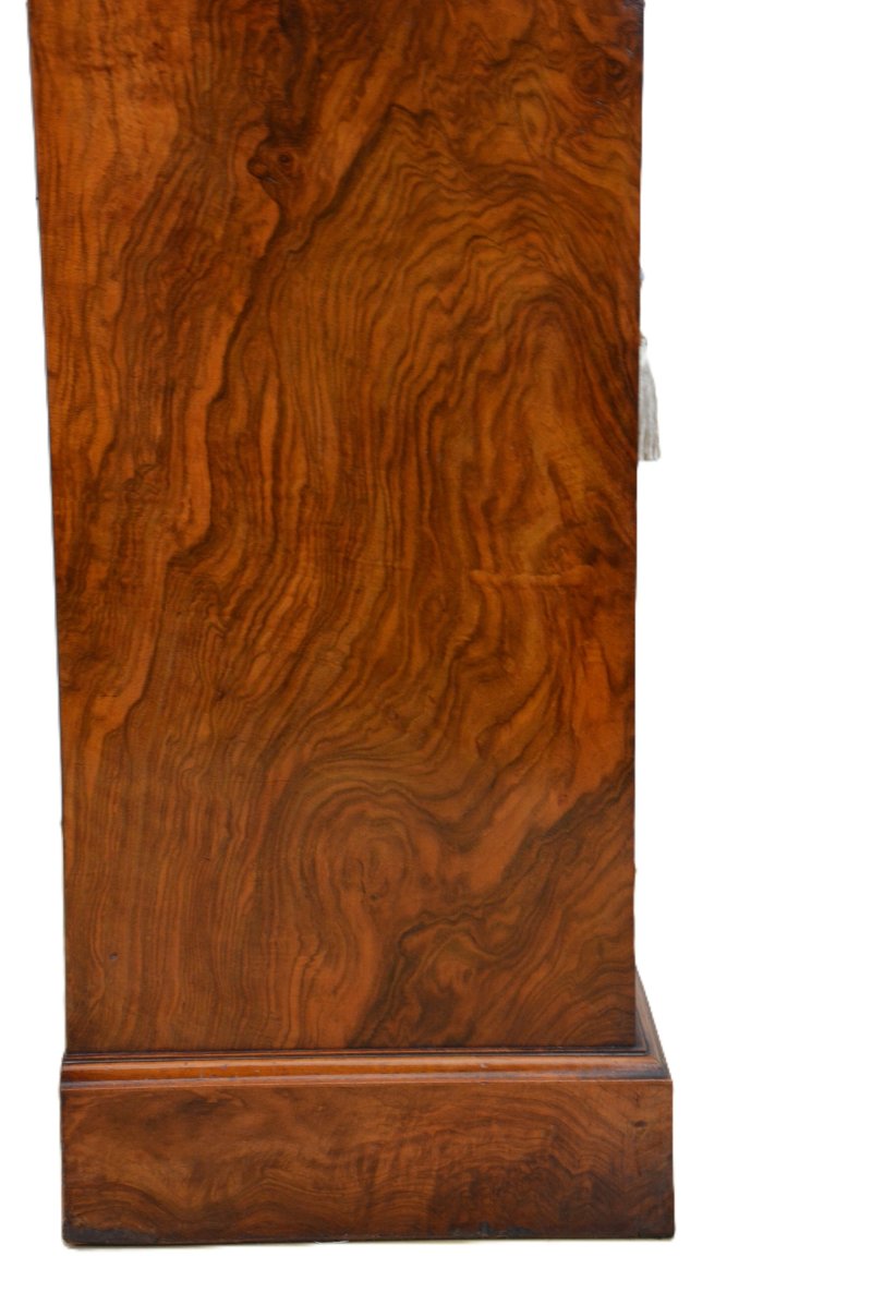 English Victorian Bookcase In Figured Walnut - Image 18
