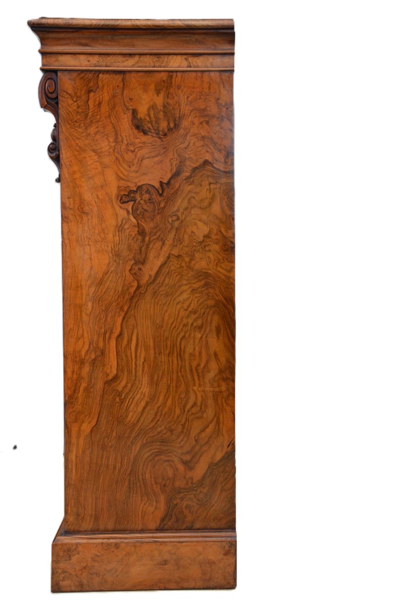 English Victorian Bookcase In Figured Walnut - Image 15