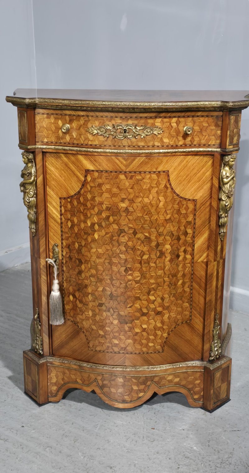 Outstanding French Serpentine Side Cabinet - Image 3