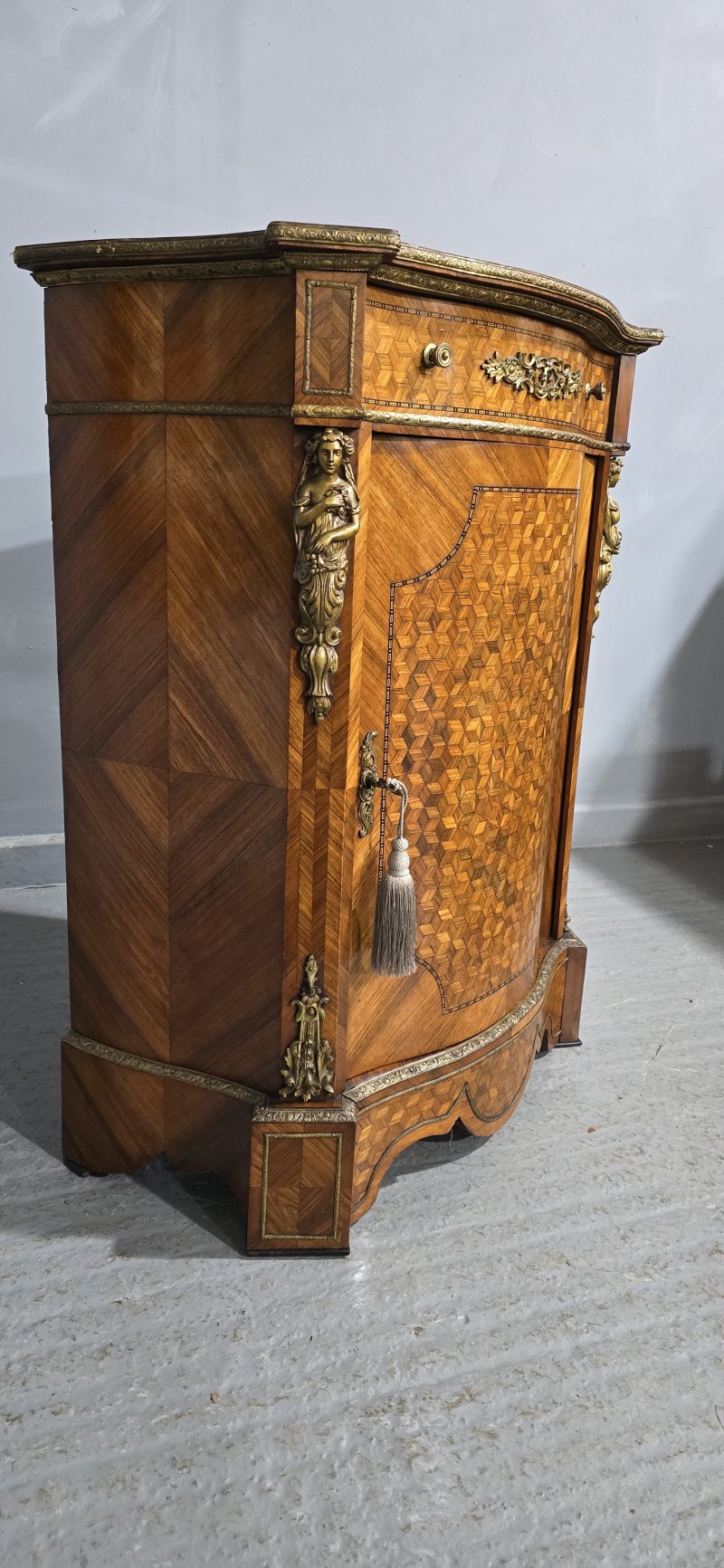 Outstanding French Serpentine Side Cabinet - Image 6