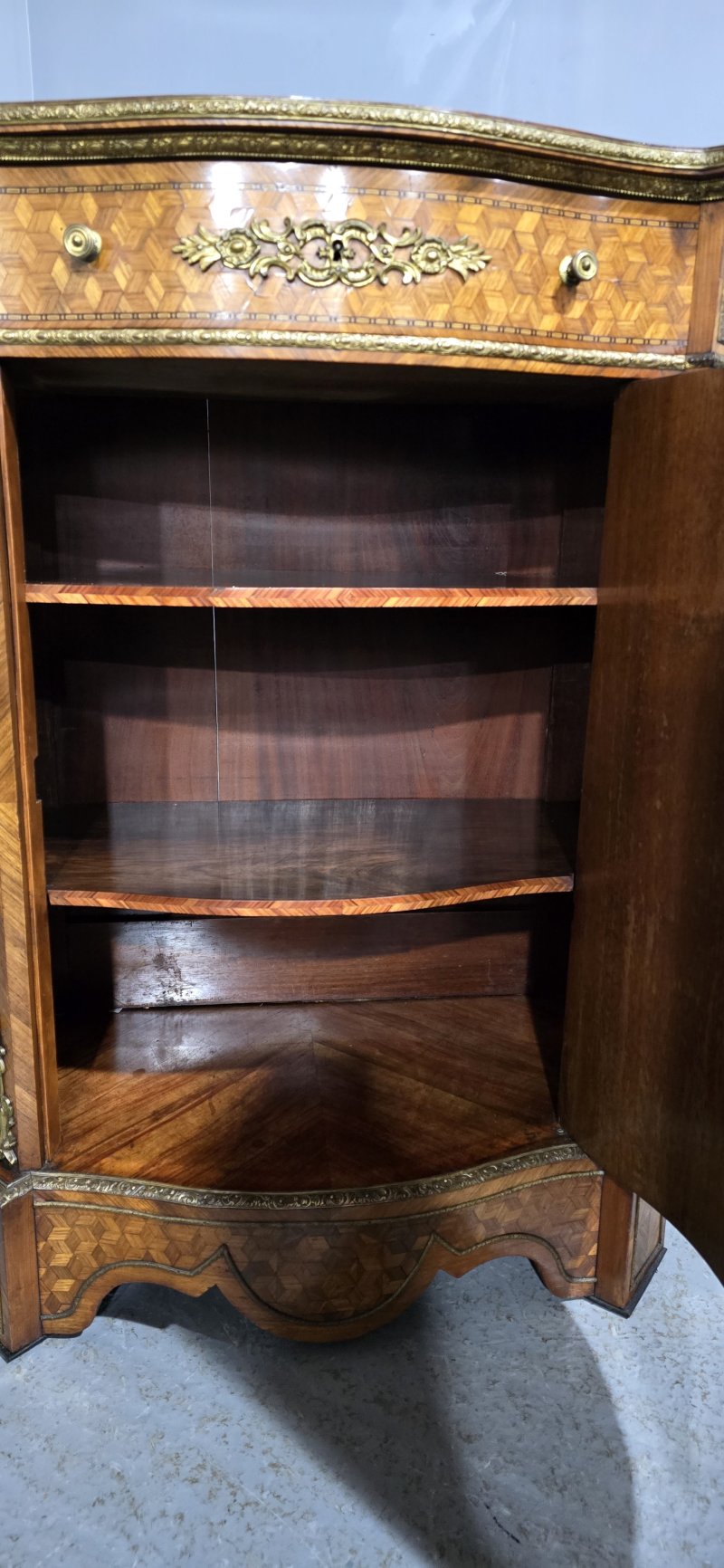 Outstanding French Serpentine Side Cabinet - Image 10