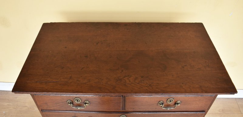 18th Century George III Oak Chest Of Drawers - Image 3